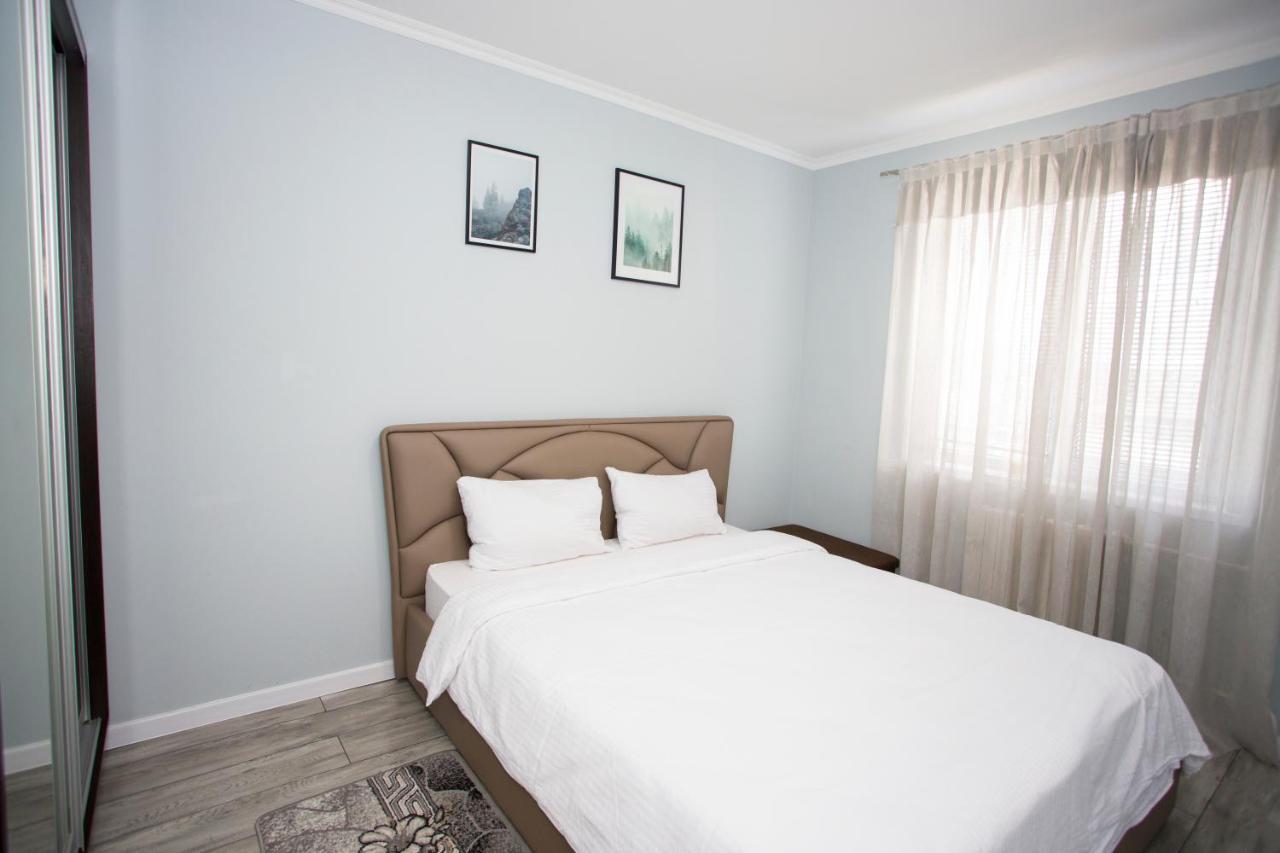 Apartament Curat Si Confortabil Str. Ismail 86 In Centrul Chisinaului Apartamento Exterior foto
