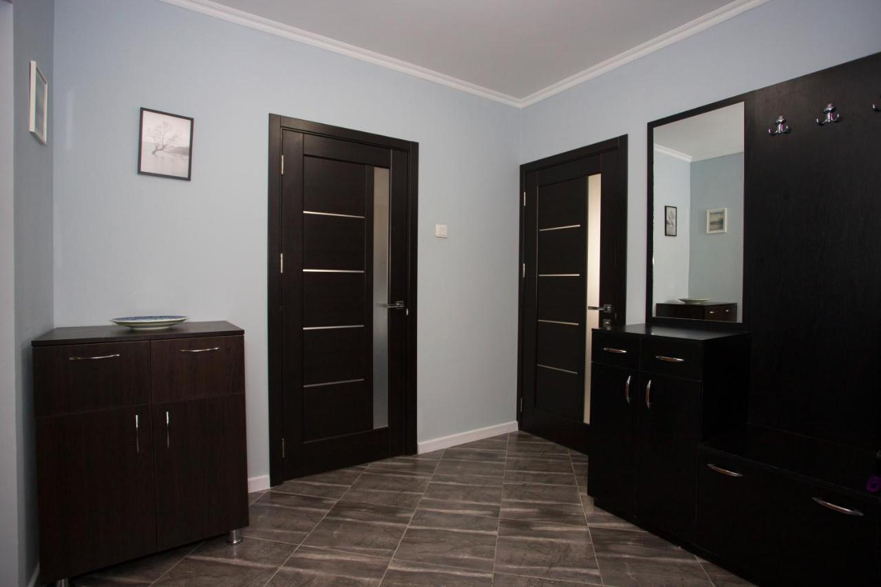 Apartament Curat Si Confortabil Str. Ismail 86 In Centrul Chisinaului Apartamento Exterior foto