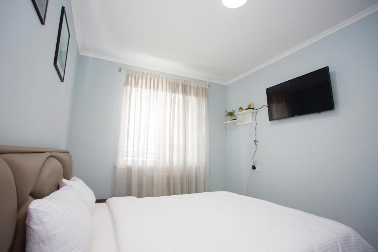 Apartament Curat Si Confortabil Str. Ismail 86 In Centrul Chisinaului Apartamento Exterior foto